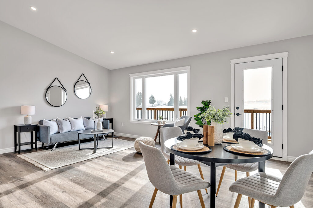 dining area/living room combo